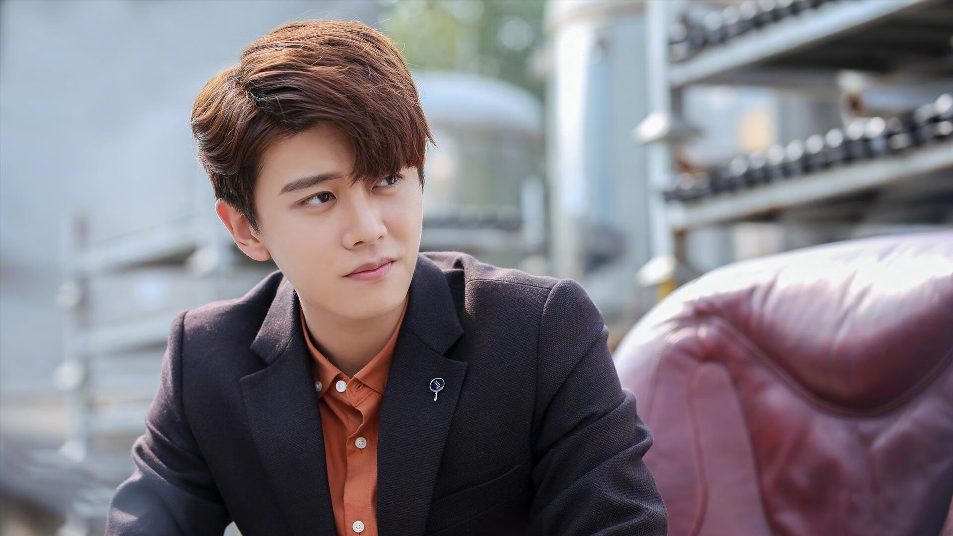 开云·体育官方网站入口-中国足球联赛注重塑造球员正面社会形象，中国足球反映出该国家社会形态